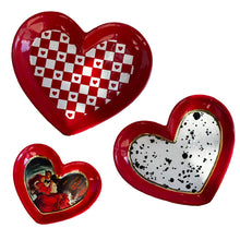 Load image into Gallery viewer, Set of Heart Dishes