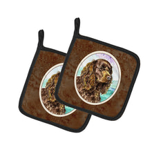 Load image into Gallery viewer, American Water Spaniel Pot Holders - Set of 2 Decorative Kitchen Helpers | Made in the USA 7008PTHD
