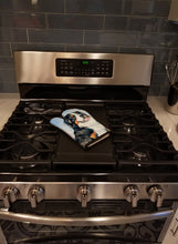 Load image into Gallery viewer, Momma's Love Bernese Mountain Dog Oven Mitt 7012OVMT