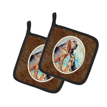 Load image into Gallery viewer, Bloodhound Momma's Love Pot Holders - Set of 2 Decorative Kitchen Helpers | Made in the USA 7014PTHD
