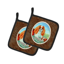 Load image into Gallery viewer, Cavalier Spaniel Momma's Love Pot Holders - Set of 2 Decorative Kitchen Helpers | Made in the USA 7019PTHD