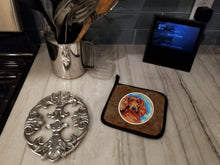 Load image into Gallery viewer, Irish Setter Pot Holders - Set of 2 Decorative Kitchen Helpers | Made in the USA 7029PTHD