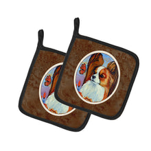 Load image into Gallery viewer, Papillon Pot Holders - Set of 2 Decorative Kitchen Helpers | Made in the USA 7039PTHD