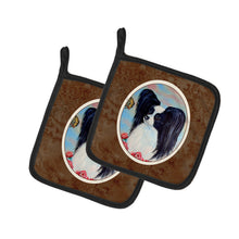 Load image into Gallery viewer, Papillon Black and White Pot Holders - Set of 2 Decorative Kitchen Helpers | Made in the USA 7040PTHD