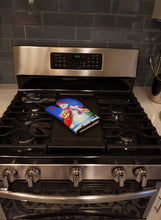 Load image into Gallery viewer, Snowman with Corgi Oven Mitt 7048OVMT