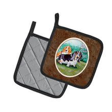 Load image into Gallery viewer, Basset Hound Double Trouble Pot Holders - Set of 2 Decorative Kitchen Helpers | Made in the USA 7061PTHD