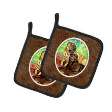 Load image into Gallery viewer, Shar Pei Fawn and Chocolate Pot Holders - Set of 2 Decorative Kitchen Helpers | Made in the USA 7070PTHD