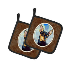 Load image into Gallery viewer, Min Pin Black and Tan Pot Holders - Set of 2 Decorative Kitchen Helpers | Made in the USA 7073PTHD