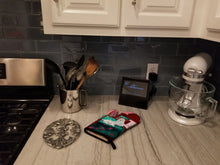 Load image into Gallery viewer, Maltese and puppy waiting on you Oven Mitt 7110OVMT