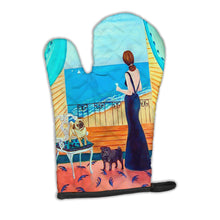 Load image into Gallery viewer, Lady with her Pug Oven Mitt 7133OVMT