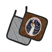 Load image into Gallery viewer, English Toy Spaniel Pot Holders - Set of 2 Decorative Kitchen Helpers | Made in the USA 7170PTHD