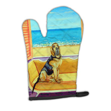 Load image into Gallery viewer, Bloodhound Couch Sitting Oven Mitt 7191OVMT
