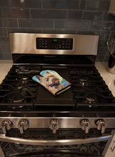 Load image into Gallery viewer, Cairn Terrier Oven Mitt 7238OVMT