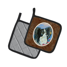 Load image into Gallery viewer, Black and White Papillon Pot Holders - Set of 2 Decorative Kitchen Helpers | Made in the USA 7247PTHD