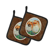 Load image into Gallery viewer, Pomeranian Pot Holders - Set of 2 Decorative Kitchen Helpers | Made in the USA 7262PTHD