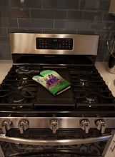 Load image into Gallery viewer, Schipperke and puppy Oven Mitt 7263OVMT