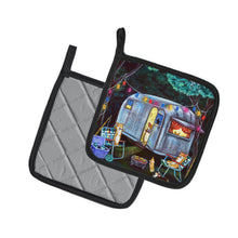 Load image into Gallery viewer, Corgi Glamping Fish Tales Trailer Pot Holders - Set of 2 Decorative Kitchen Helpers | Made in the USA 7435PTHD