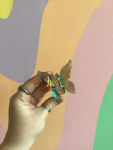 Load image into Gallery viewer, Delicate Butterfly Hair Claw