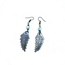 Load image into Gallery viewer, Metal Leaf Earrings
