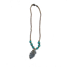Load image into Gallery viewer, Metal Leaf Necklace