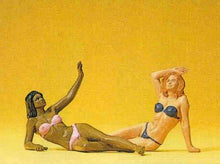 Load image into Gallery viewer, Preiser 45017 G Scale Reclining Women on Beach