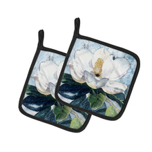 Load image into Gallery viewer, Magnolia Pot Holders - Set of 2 Decorative Kitchen Helpers | Made in the USA 8003PTHD