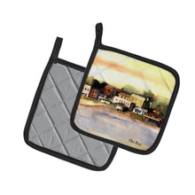 Load image into Gallery viewer, The Pass Pot Holders - Set of 2 Decorative Kitchen Helpers | Made in the USA 8121RPTHD