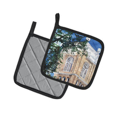 Load image into Gallery viewer, Clock Tower Pot Holders - Set of 2 Decorative Kitchen Helpers | Made in the USA 8122PTHD