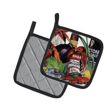 Load image into Gallery viewer, Louisiana Spices Pot Holders - Set of 2 Decorative Kitchen Helpers | Made in the USA 8131PTHD