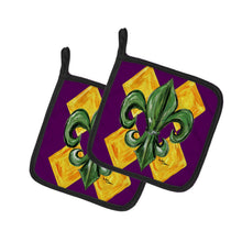 Load image into Gallery viewer, Mardi Gras Fleur de lis Purple Green and Gold Pot Holders - Set of 2 Decorative Kitchen Helpers | Made in the USA 8133PTHD
