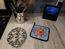 Load image into Gallery viewer, Crab Pot Holders - Set of 2 Decorative Kitchen Helpers | Made in the USA 8147PTHD