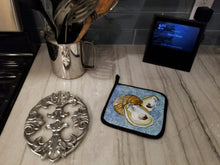 Load image into Gallery viewer, Oyster Pot Holders - Set of 2 Decorative Kitchen Helpers | Made in the USA 8152PTHD