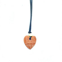 Load image into Gallery viewer, Heart Aromatherapy Necklace