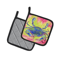 Load image into Gallery viewer, Crab Pot Holders - Set of 2 Decorative Kitchen Helpers | Made in the USA 8343PTHD