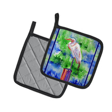 Load image into Gallery viewer, Egret Pot Holders - Set of 2 Decorative Kitchen Helpers | Made in the USA 8358PTHD