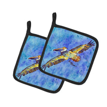 Load image into Gallery viewer, Pelican Pot Holders - Set of 2 Decorative Kitchen Helpers | Made in the USA 8377PTHD