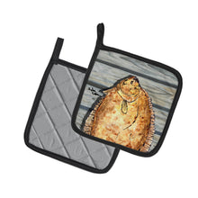 Load image into Gallery viewer, Fish Flounder Pot Holders - Set of 2 Decorative Kitchen Helpers | Made in the USA 8495PTHD