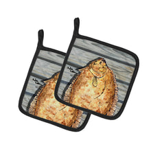 Load image into Gallery viewer, Fish Flounder Pot Holders - Set of 2 Decorative Kitchen Helpers | Made in the USA 8495PTHD