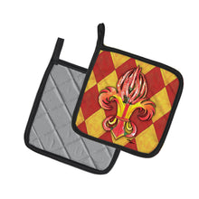 Load image into Gallery viewer, Peppers Fleur de lis Pot Holders - Set of 2 Decorative Kitchen Helpers | Made in the USA 8499PTHD