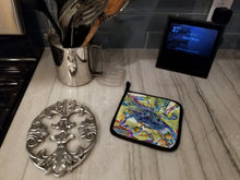 Load image into Gallery viewer, Crab All Over Pot Holders - Set of 2 Decorative Kitchen Helpers | Made in the USA 8512PTHD