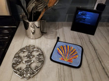 Load image into Gallery viewer, Scalloped Shell on Blue Pot Holders - Set of 2 Decorative Kitchen Helpers | Made in the USA 8525PTHD