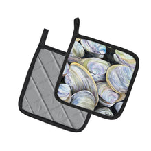 Load image into Gallery viewer, Clam Quahog Pot Holders - Set of 2 Decorative Kitchen Helpers | Made in the USA 8714PTHD