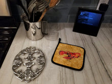 Load image into Gallery viewer, Lobster Pot Holders - Set of 2 Decorative Kitchen Helpers | Made in the USA 8715PTHD