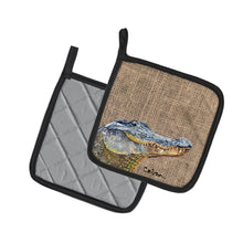 Load image into Gallery viewer, Alligator Pot Holders - Set of 2 Decorative Kitchen Helpers | Made in the USA 8733PTHD