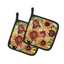 Load image into Gallery viewer, Sunflowers Pot Holders - Set of 2 Decorative Kitchen Helpers | Made in the USA 8766PTHD
