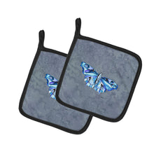 Load image into Gallery viewer, Butterfly on Gray Pot Holders - Set of 2 Decorative Kitchen Helpers | Made in the USA 8856PTHD