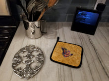 Load image into Gallery viewer, Butterfly on Gold Pot Holders - Set of 2 Decorative Kitchen Helpers | Made in the USA 8858PTHD