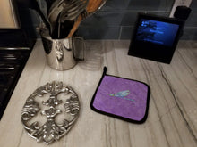 Load image into Gallery viewer, Dragonfly on Purple Pot Holders - Set of 2 Decorative Kitchen Helpers | Made in the USA 8865PTHD