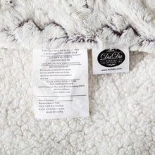 Load image into Gallery viewer, DaDa Bedding Luxury Dreamy Milky White &amp; Purple Sherpa Backside Faux Fur Throw Blanket (M3395)