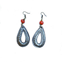 Load image into Gallery viewer, Metal Drop Earrings